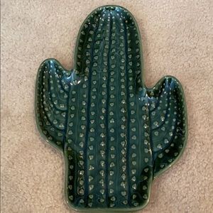 Cactus hors d'oeuvres tray